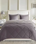 Madison Park Essentials Larkspur Reversible 3-PC. Comforter Set King/cal. Fixed Price $45.00.