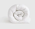 Nwt Quince White Goose Luxe Down Comforter Queen Ultra Warm. Fixed Price $229.00.