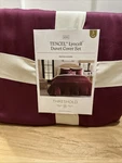 Threshold 3PC King Size Duvet Cover Set. 100% Tencel Lyocell. Nwt Burgundy Color. Fixed Price $45.00.