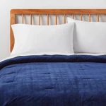 Twin/twin Extra Long Corduroy Plaid Comforter Navy Blue - Room Essentials. Fixed Price $13.59.