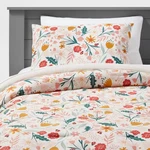 Twin Garden Floral Kids' Comforter Set - Pillowfort: Girls Bedding, Size,. Fixed Price $17.99.