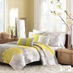 Madison Park Lola 6 Piece Printed Cotton Quilt Set With Throw Pillows Queen King. Fixed Price $168.99.