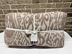 Pottery Barn Ikat Jacquard Comforter Fig Color Full Queen Size Bedding New. Fixed Price $147.77.