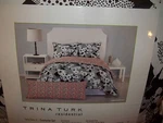 Nip Trina Turk Sophisticated Floral Twin/twin Xl Comforter Set. Fixed Price $84.59.