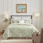 Laura Ashley Home Queen Quilt Set Reversible Cotton Bedding Shams Brompton Flora. Fixed Price $89.63.