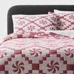King Holiday Matelasse Quilt Set Red - Threshold. Fixed Price $29.99.
