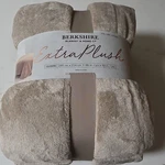 Berkshire Blanket & Home Co Extra Plush Queen Beige 98X92IN Polyester. Fixed Price $45.00.