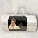 Kathy Ireland White Quilt Bedding Set Includes 2 Shams & Comforter Queen. Fixed Price $34.00.