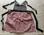 Cynthia Rowley Cotton Kitchen Apron Repeating Owls Red Black Chevron Pattern. Fixed Price $12.00.