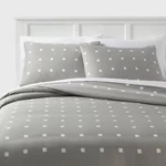 Room Essentials Full/queen Printed Easy Care Duvet Cover And Sham Set Light. Fixed Price $11.89.