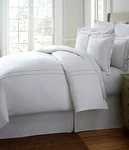 Southern Living Heirloom Sateen Comforter Full/queen White Gorgeous $219 Nip. Fixed Price $89.95.