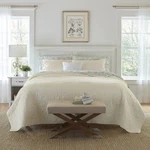 Laura Ashley Felicity Collection Quilt Set 100% Cotton, Reversible, All Se.... Fixed Price $59.64.