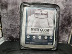 Hotel Grand White Goose Full/queen 240 Tc Down/feather Comforter. Fixed Price $95.00.