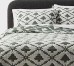 King Holiday Matelasse Quilt Set Green - Threshold. Fixed Price $54.99.