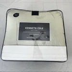 Kenneth Cole Ny 4 Piece Comforter Set King. Fixed Price $220.00.