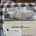 Eddie Bauer Mountain Plaid Comforter Set Black/white King. Fixed Price $77.27.
