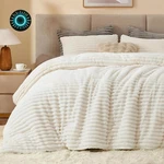 Frye 2" Solid Channel Luxury Faux Fur Comforter 3 Piece King Set Reversible New. Fixed Price $94.99.