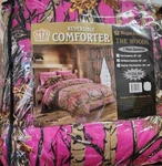 Full Size Hot Pink Comforter $124.99 Msrp Camouflage. Fixed Price $40.49.