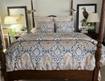 Croscill Captain Quarters Queen Comforter Bedspread 2 Pillow Shams + Skirt. Fixed Price $60.00.