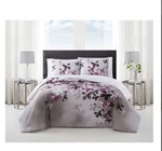 New Vince Camuto Lissara Floral Full/ Queen Duvet Cover Set. Fixed Price $84.59.