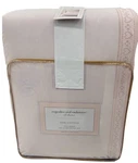 Cupcakes And Cashmere Pink Queen Cotton Comforter Set X90. Fixed Price $179.00.