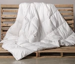 New Parachute Bedding King/california Down Alternative Comforter. Fixed Price $124.99.