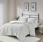 Madison Park Adelyn Ultra Plush Down Alternative Comforter Set Full/ Queen. Fixed Price $59.99.
