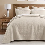 Madison Park Quebec King Size Quilt Bedding Set - Cream , Damask 3 Piece. Fixed Price $114.20.