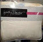 Kathy Davis Home Tranquility Comforter Set Full/queen Nwt. Fixed Price $35.99.