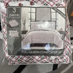 Pem America Holiday Plaid Print 3-PC. Reversible Full/queen Comforter Set.. Fixed Price $36.00.