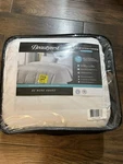 Nwt Beautyrest Hungarian White Goose Down All Season Warmth Full/queen Comforter. Fixed Price $216.19.