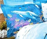 Alcove Dolphin Queen Bed Skirt And 2 Pillow Shams. Fixed Price $25.00.