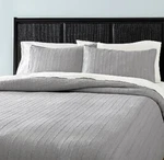 Hearth Magnolia Bedding- King Duvet 2 Shams. Fixed Price $36.00.