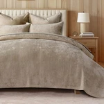 Evergrace Velvet Quilt Set Full Queen 92"X96" 3PC Channel Stitch New. Fixed Price $59.99.