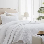 Sunstyle Home White Queen Quilt Bedding Set Lightweight Comforter Bedspread Full. Fixed Price $62.63.