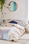 New Urban Outfitters Chelsea Victoria For Deny Unicorn Marble Duvet Twin Xl. Fixed Price $110.00.