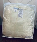 Legends Hotel Primaloft Olympia Ivory Down Alt Ultra Warthth Full Comforter. Fixed Price $131.59.