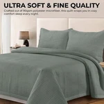 Tribeca Living Naples 3PC. Microfiber Quilt Set King Size Blue New. Fixed Price $62.10.