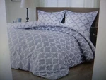 Downluxe Lightweight Reversible Comforter Set Full/queen- 2 Shams Grey/white. Fixed Price $28.97.