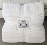Southern Living Belaire White Ivory Full / Queen Mini Comforter Set New Nwt. Fixed Price $169.99.