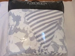 Ralph Lauren Willa 3P King Comforter Set $385. Fixed Price $174.95.