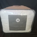 Hotel Collection European White Goose Down Comforter Medium Weight Full/queen. Fixed Price $199.99.
