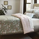 Threshold Twin/xlt Green Classic Floral Boho Reversible Comforter Sham Set. Fixed Price $29.99.