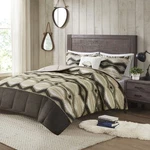 Woolrich Emmet Creek 4PC Southwestern King Comforter Set With Shams And Pillow. Fixed Price $38.90.