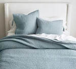 Pottery Barn Pick-stitch Handcrafted Cotton Linen Quilt, Chambray King. Fixed Price $130.00.
