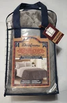New Dearfoams Velvet Plush 7 Piece Full Quilt Bedding Set With Flannel Sheets. Fixed Price $56.00.