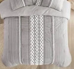 Ink + Ivy Rhea Jacquard Duvet Cover Queen King 88X101 Gray Chenille Reversible. Fixed Price $44.88.