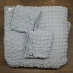 Ienjoy Textured Seersucker Box 3-PIECE Comforter Set Light Blue King / Cal. Fixed Price $74.10.